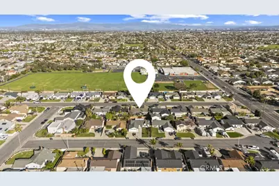 17401 Jefferson Lane, Huntington Beach, CA 92647 - Photo 43