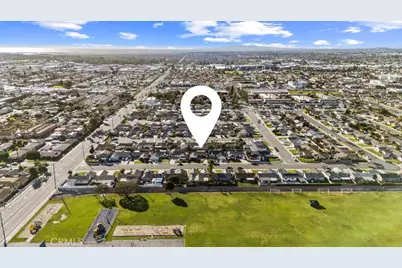 17401 Jefferson Lane, Huntington Beach, CA 92647 - Photo 37