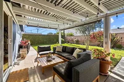 17401 Jefferson Lane, Huntington Beach, CA 92647 - Photo 31