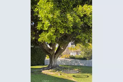 389 Mira Loma, Costa Mesa, CA 92627 - Photo 19