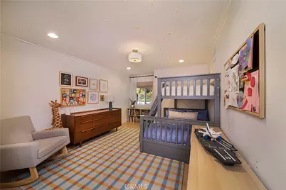 389 Mira Loma, Costa Mesa, CA 92627 - Photo 13