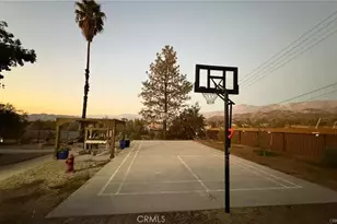 13288 Bryant, Yucaipa, CA 92399 - Photo 45