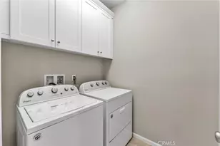168 Outwest, Irvine, CA 92618 - Photo 23