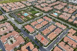 168 Outwest, Irvine, CA 92618 - Photo 33