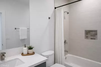 532 W Vernon, Los Angeles, CA 90037 - Photo 19