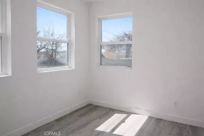 532 W Vernon, Los Angeles, CA 90037 - Photo 17