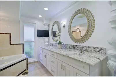 5254 Duenas, Laguna Woods, CA 92637 - Photo 33