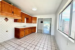 832 E Pacific, Carson, CA 90745 - Photo 9