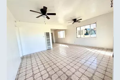 832 E Pacific, Carson, CA 90745 - Photo 5