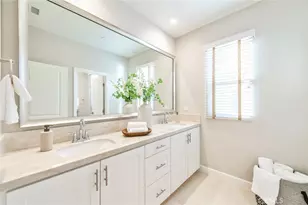 211 Canvas, Irvine, CA 92620 - Photo 17