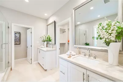 211 Canvas, Irvine, CA 92620 - Photo 15