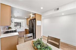 135 Morristown Ln, Costa Mesa, CA 92626 - Photo 17