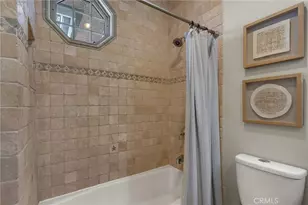 7704 Lotus Cir, Buena Park, CA 90620 - Photo 45