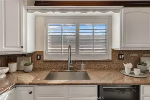 7704 Lotus Cir, Buena Park, CA 90620 - Photo 27