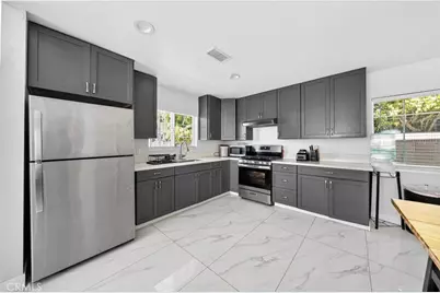 9151 Carl Ln, Garden Grove, CA 92844 - Photo 13