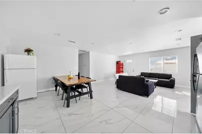 9151 Carl Ln, Garden Grove, CA 92844 - Photo 25