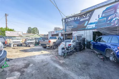 9041 Katella, Anaheim, CA 92804 - Photo 15