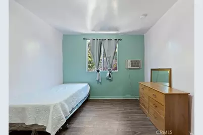 1174 W 38th, Los Angeles, CA 90037 - Photo 5