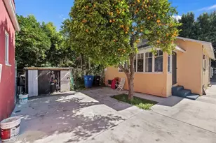 1174 W 38th, Los Angeles, CA 90037 - Photo 9