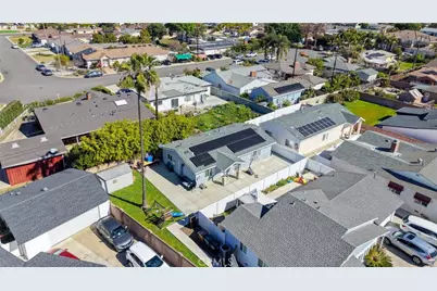 9151 Carl Ln, Garden Grove, CA 92844 - Photo 33