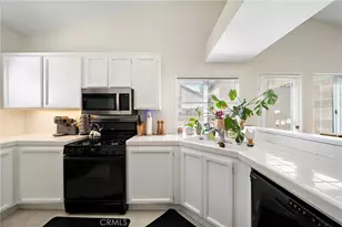 26469 Portola, Mission Viejo, CA 92692 - Photo 9