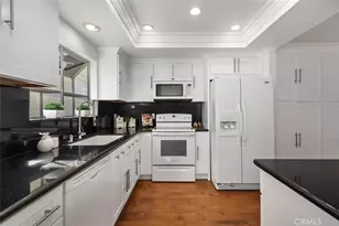 2005 Via Mariposa, Laguna Woods, CA 92637 - Photo 17