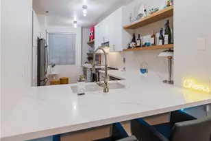 20371 Bluffside Cir, Huntington Beach, CA 92646 - Photo 15