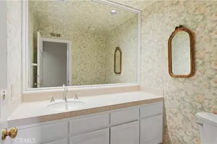 18 Hillsdale, Newport Beach, CA 92660 - Photo 21