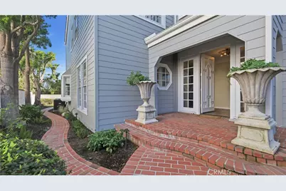 18 Hillsdale, Newport Beach, CA 92660 - Photo 5