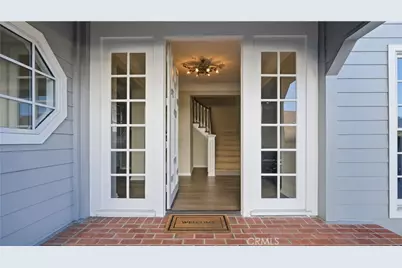 18 Hillsdale, Newport Beach, CA 92660 - Photo 3