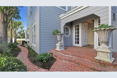 18 Hillsdale, Newport Beach, CA 92660 - Photo 5