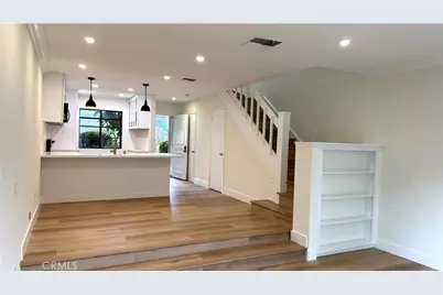 196 Pineview, Irvine, CA 92620 - Photo 11