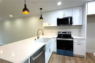 196 Pineview, Irvine, CA 92620 - Photo 3