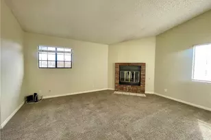 4763 W Ave L8, Lancaster, CA 93536 - Photo 5