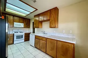 4763 W Ave L8, Lancaster, CA 93536 - Photo 7