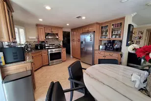 560 Calhoun St, Corona, CA 92879 - Photo 11