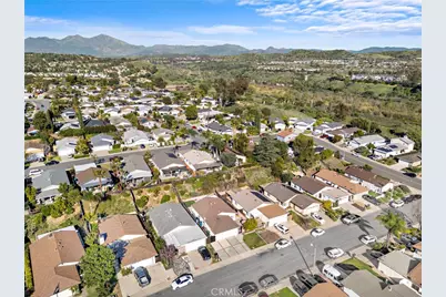 27271 Pinocha, Mission Viejo, CA 92692 - Photo 37