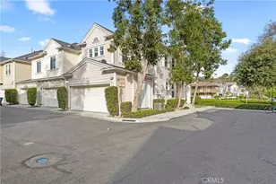 10 Edgartown, Ladera Ranch, CA 92694 - Photo 3