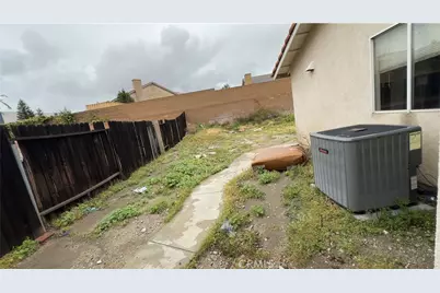 2643 N Fitzsimmons, Rialto, CA 92377 - Photo 5