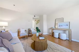 409 Utica D34, Huntington Beach, CA 92648 - Photo 3