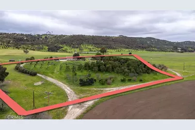 15300 Round Tree Road, Valley Center, CA 92082 - Photo 3