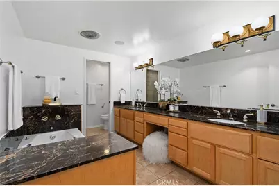 11687 Bellagio #12, Los Angeles, CA 90049 - Photo 23