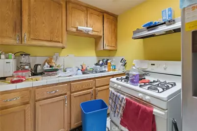 5617 Loveland St, Bell Gardens, CA 90201 - Photo 9