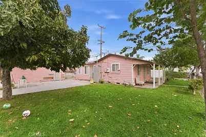 5617 Loveland St, Bell Gardens, CA 90201 - Photo 11