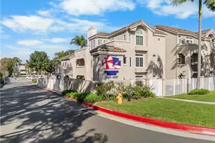 4561 Warner, Huntington Beach, CA 92649 - Photo 27