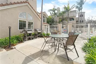 4561 Warner, Huntington Beach, CA 92649 - Photo 25