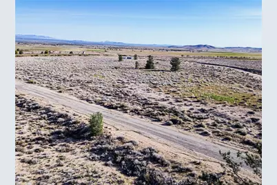 10000 195th Street, Lancaster, CA 93536 - Photo 9