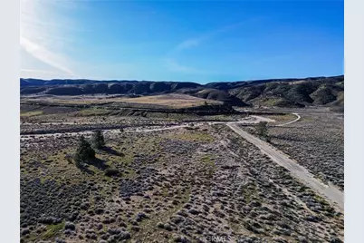 10000 195th Street, Lancaster, CA 93536 - Photo 17