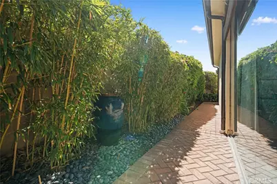 21 Fanpalm, Irvine, CA 92620 - Photo 41