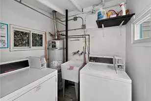 207 209 Baltimore Ave, Huntington Beach, CA 92648 - Photo 11